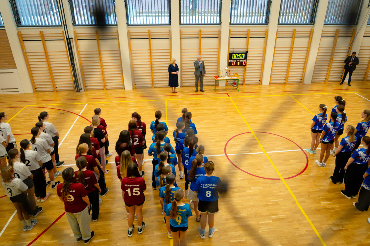 FOTOGALERIE: Návštěva prezidenta Pavla na ZŠ Generála Františka Fajtla