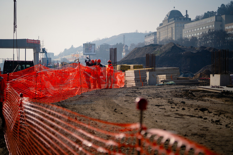 FOTO: Smíchovské nádraží roste před očima. První nástupiště dokončí letos
