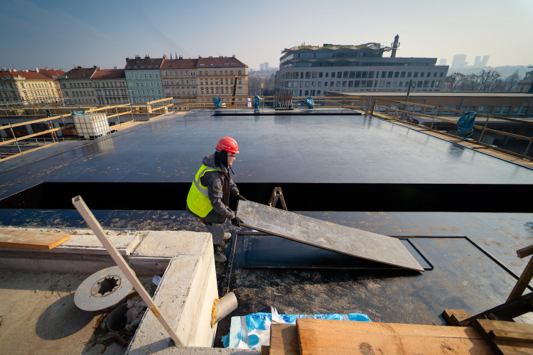 FOTO: Smíchovské nádraží roste před očima. První nástupiště dokončí letos