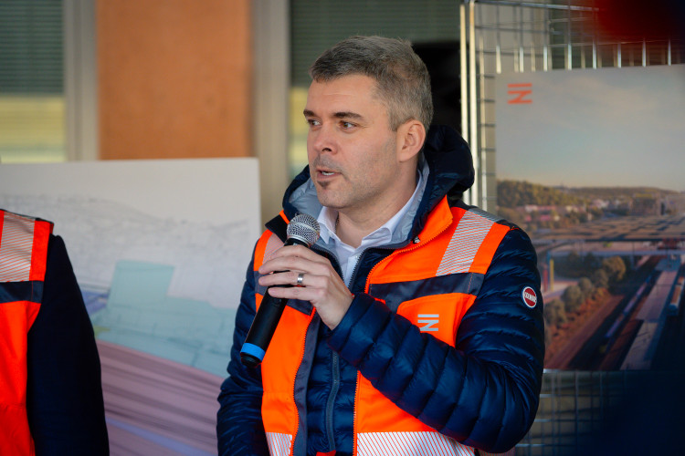 FOTO: Smíchovské nádraží roste před očima. První nástupiště dokončí letos