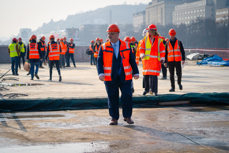 FOTO: Smíchovské nádraží roste před očima. První nástupiště dokončí letos