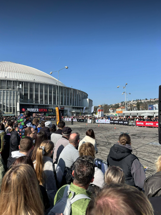 FOTOGALERIE: Do Brna se vrátil Motosalon. Zaměřil se letos také na motorkářky