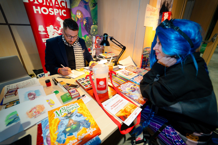 FOTOGALERIE: Lákaly herecké hvězdy i nevšední záliby, na Comic-con dorazily tisíce nerdů