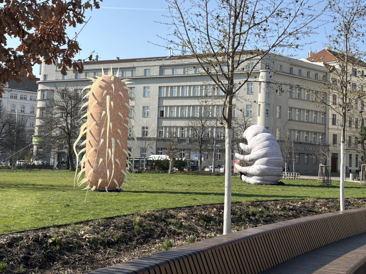 FOTOGALERIE: Moravák obsadila obří nafukovací monstra