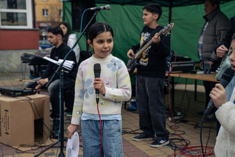 FOTOGALERIE: Hudba, tanec a radost. Romové v Havířově oslavili svůj svátek