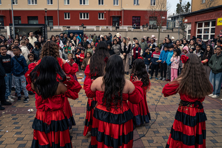 FOTOGALERIE: Hudba, tanec a radost. Romové v Havířově oslavili svůj svátek