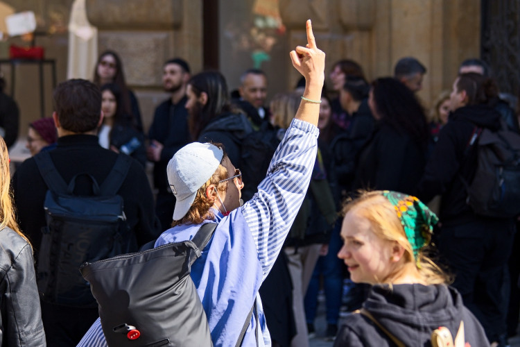 FOTOGALERIE: Kočárky i klepeta. Pochod pro život měl v Praze divoký průběh
