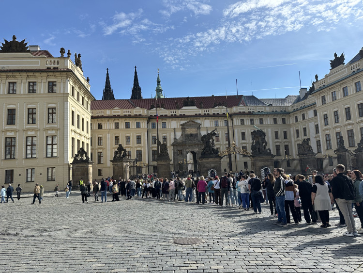 FOTOGALERIE: Den otevřených dveří na Pražském hradě