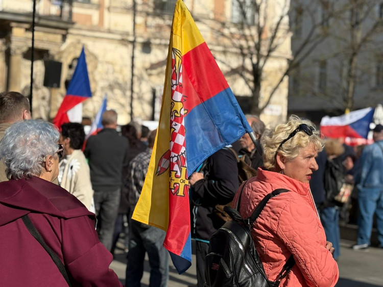 FOTOGALERIE: V Brně se protestovalo proti sjezdu sudetských Němců.