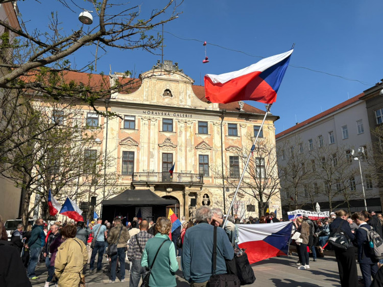 FOTOGALERIE: V Brně se protestovalo proti sjezdu sudetských Němců.
