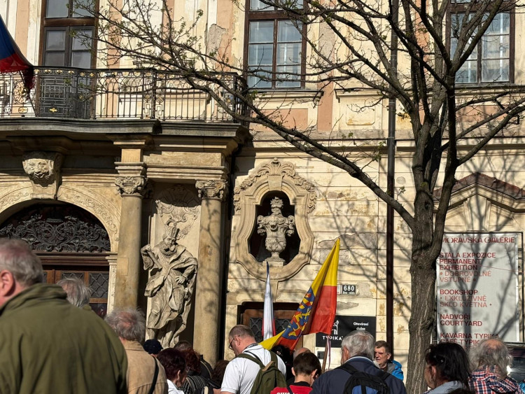 FOTOGALERIE: V Brně se protestovalo proti sjezdu sudetských Němců.