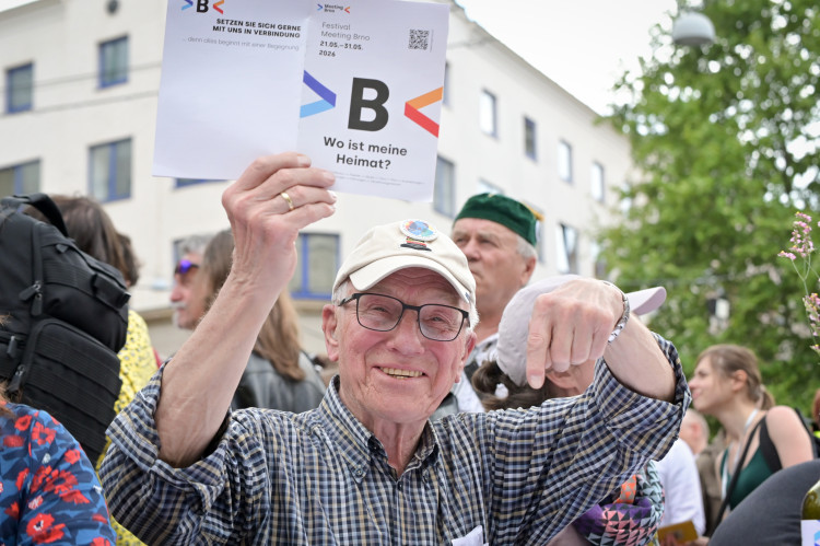 FOTO: Kultura, emoce a protesty. Tak vypadal sjezd sudetských Němců v Brně