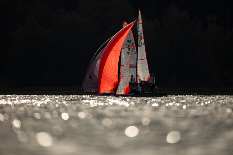 FOTO: Lipno zná mistry Evropy v jachtingu ve třídě 29er