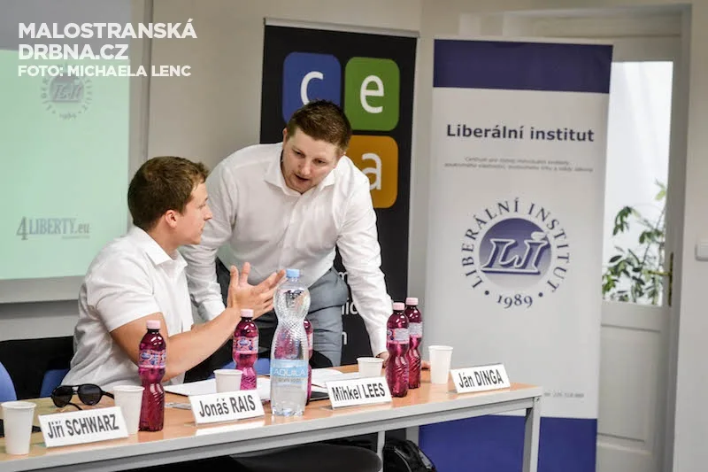 Daňové přiznání za 5 minut, založení firmy za 18!