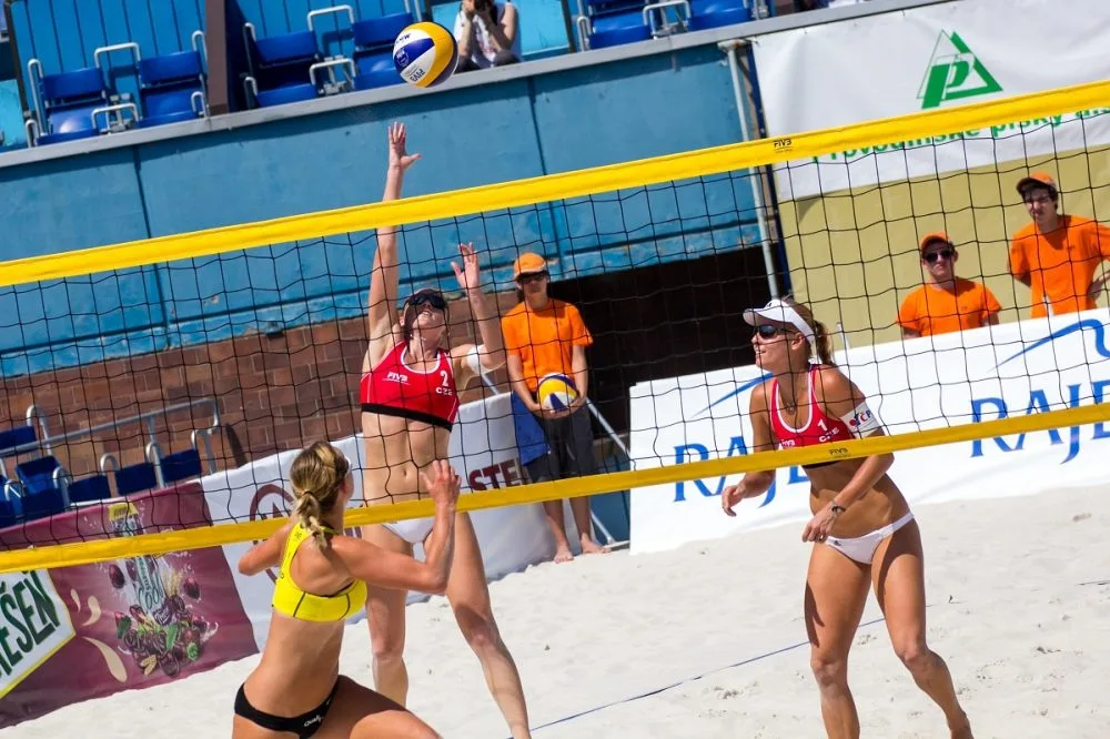 Markéta Sluková a Kristýna Kolocová