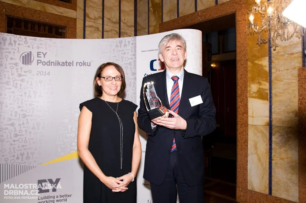 Podnikatel roku 2014 Jaroslav Horák s primátorkou Adrianou Krnáčovou