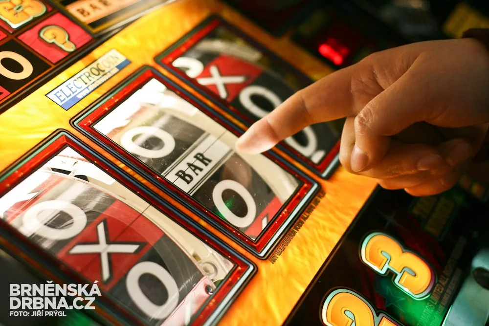 Senát zřejmě schválí nové zdanění hracích automatů