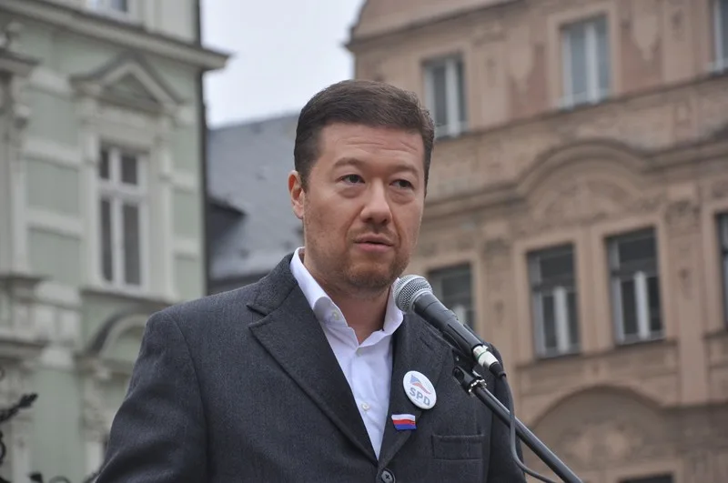 Tomio Okamura.