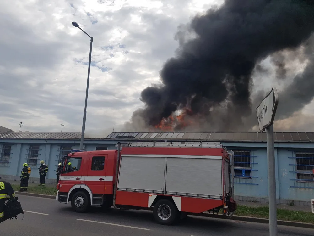 Požár v Hostivaři.