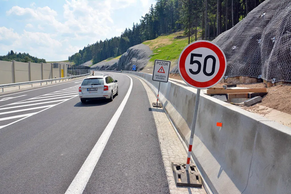 Nová silnice otevřela. Cesta mezi Libercem a Jabloncem se zkrátí na minuty.
