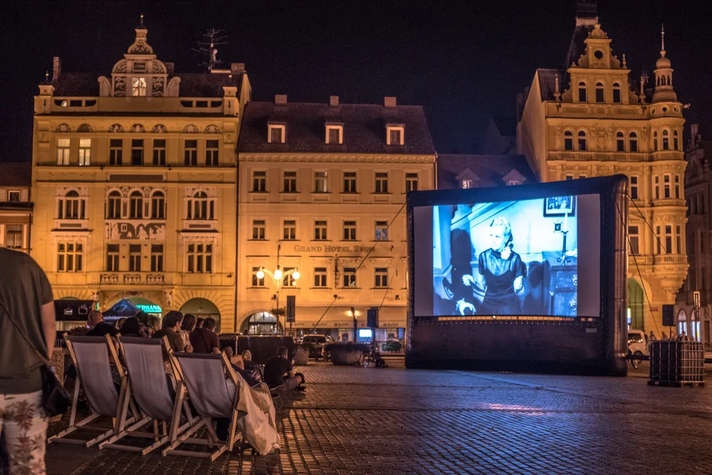 Budějovice se na skok vrátily do první republiky a vypráví.