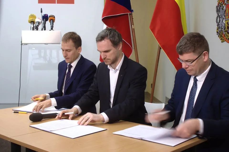 Piráti, Praha Sobě a Spojené síly podepsali koaliční smlouvu.