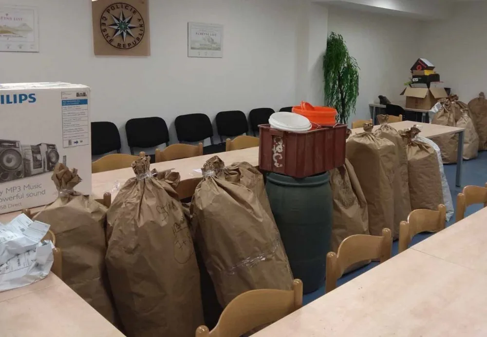 Policisté zabavili 50 kilo trávy, dealer byl přitom na marihuanu alergický.