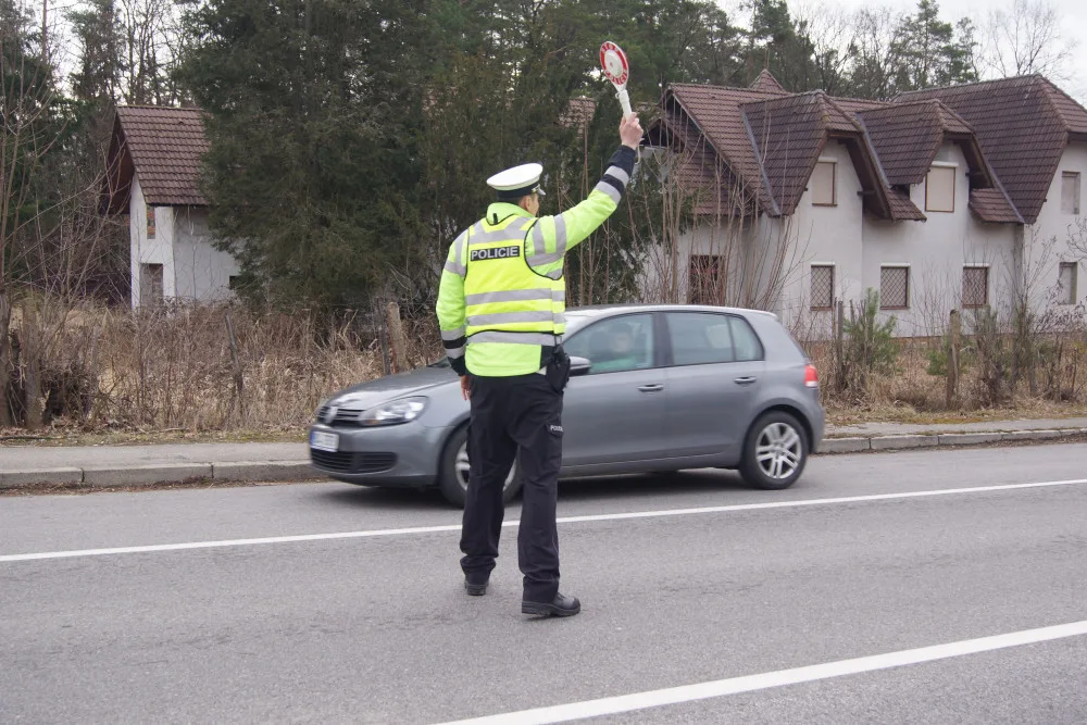 Dopravní policisté se během noci a dnešního dne zaměřili na alkohol za volantem.
