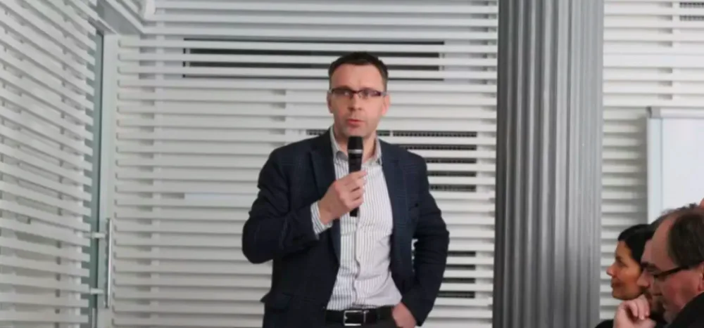 Nového ministra dopravy čeká mnoho práce, shodli se experti. Ťoka má nahradit Kremlík.