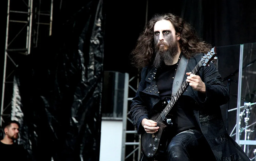 Cradle Of Filth na Metalfestu pomrkávali spíše po skalních fanoušcích. Byli ve skvělé formě.