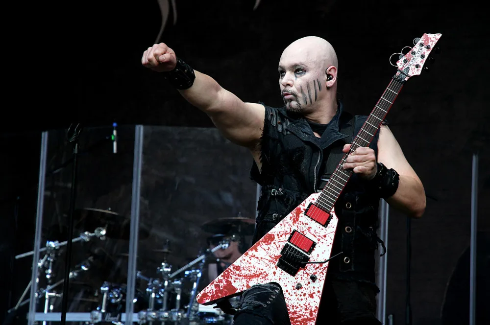 Cradle Of Filth na Metalfestu pomrkávali spíše po skalních fanoušcích. Byli ve skvělé formě.