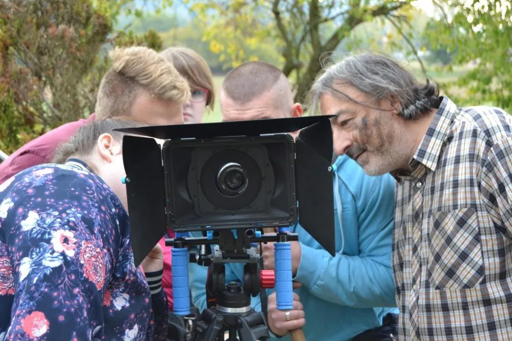 Natáčení filmu Z města na venkov.