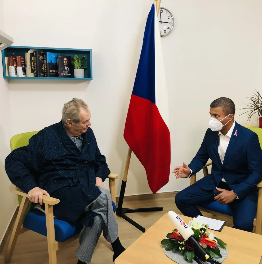 Zeman předpokládá, že bude vetovat návrh na jednoho ministra