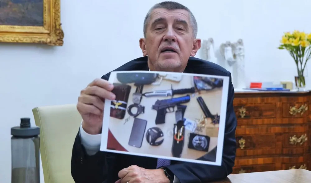 Incident na úřadu vlády se stal už před devíti dny. Útočník je nyní v Bohnicích
