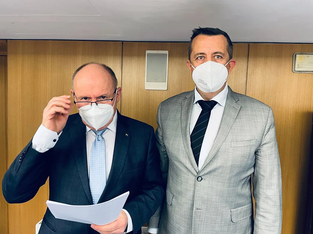Poslanci za hnutí ANO Ladislav Okleštěk (vlevo) a Petr Vrána.