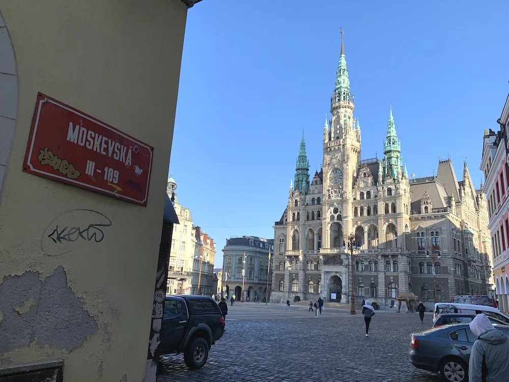 Přejmenování ulice nezachrání lidský život, jde o symboliku, říká autorka petice.