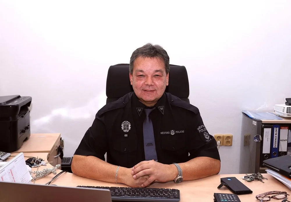 Dávat botičky nás nebaví. Léto tady začíná na jaře, vypráví bývalý velitel třeboňských strážníků.