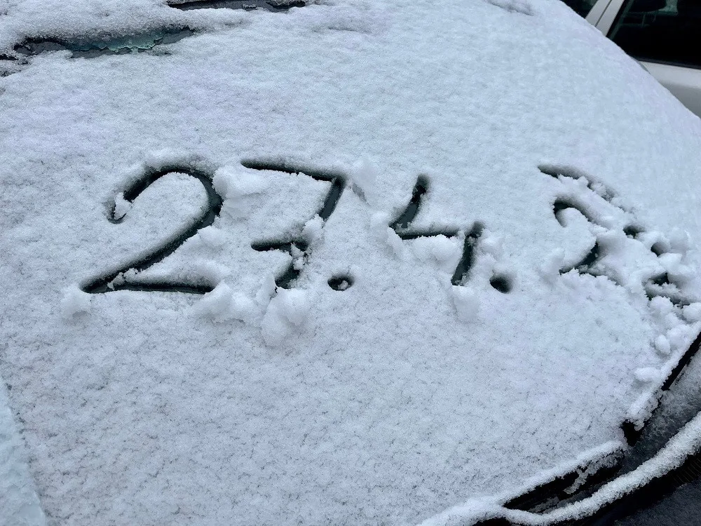 Kvildu zasypal na sníh. Místní netrpělivě čekají na teplejší počasí, vzkázal starosta