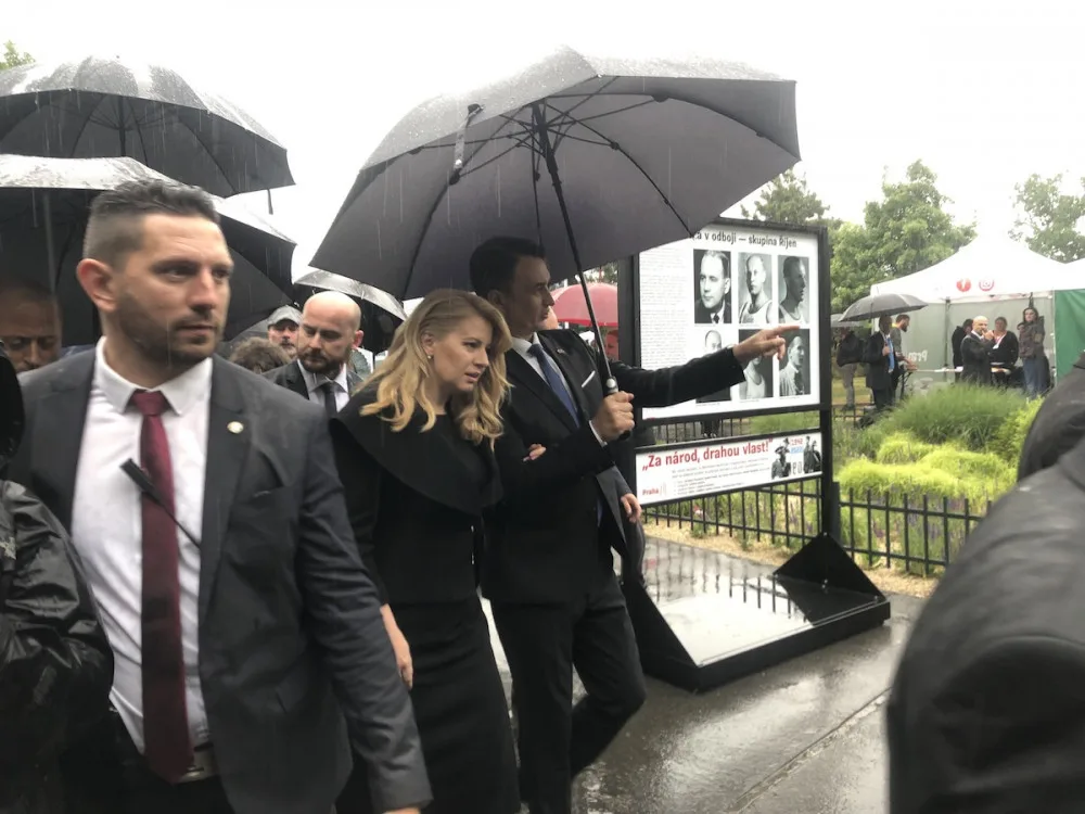Slovenská prezidentka Čaputová uctila v Praze 3 památku hrdinů operace Anthropoid.