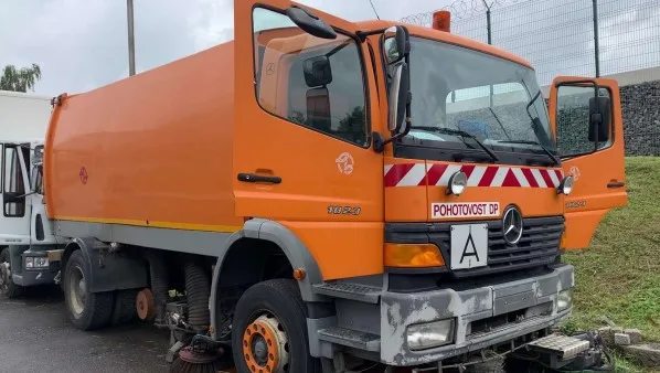 Kupte si tramvaj nebo stroj na čištění silnic. Dopravní podnik prodává majetek.