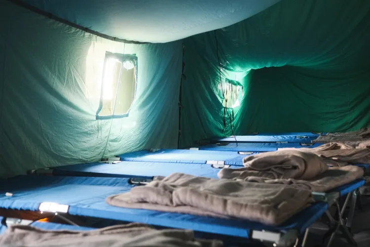 Přiostřuje se situace s romskými uprchlíky z Ukrajiny, Plzeňský kraj pro ně chystá stavbu stanového městečka