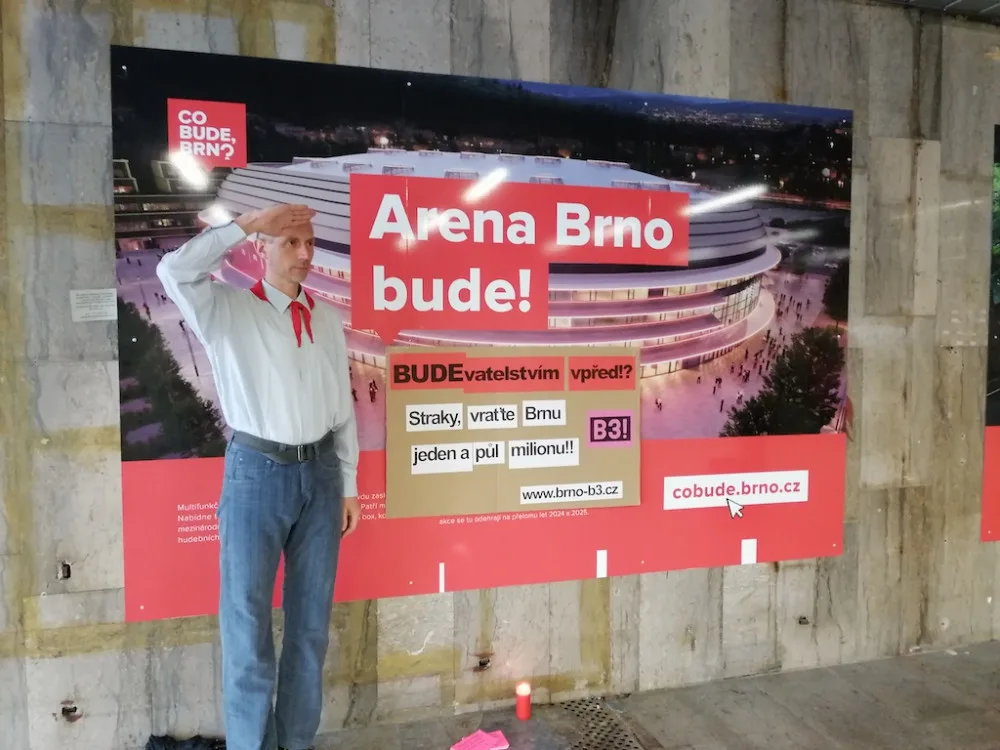 Budovatelské plány Brna připomínají minulý režim, střílí si z města aktivisté.