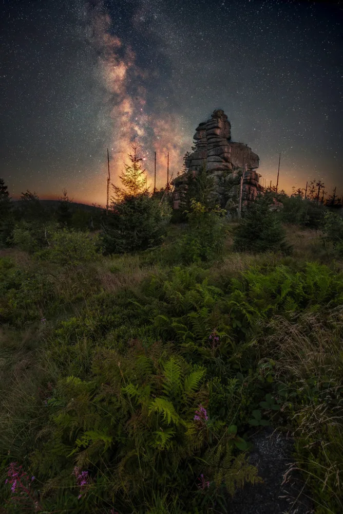 Jednou bych chtěl zachytit polární záři nad Šumavou, říká autor úchvatných fotografií Vladislav Hosnedl