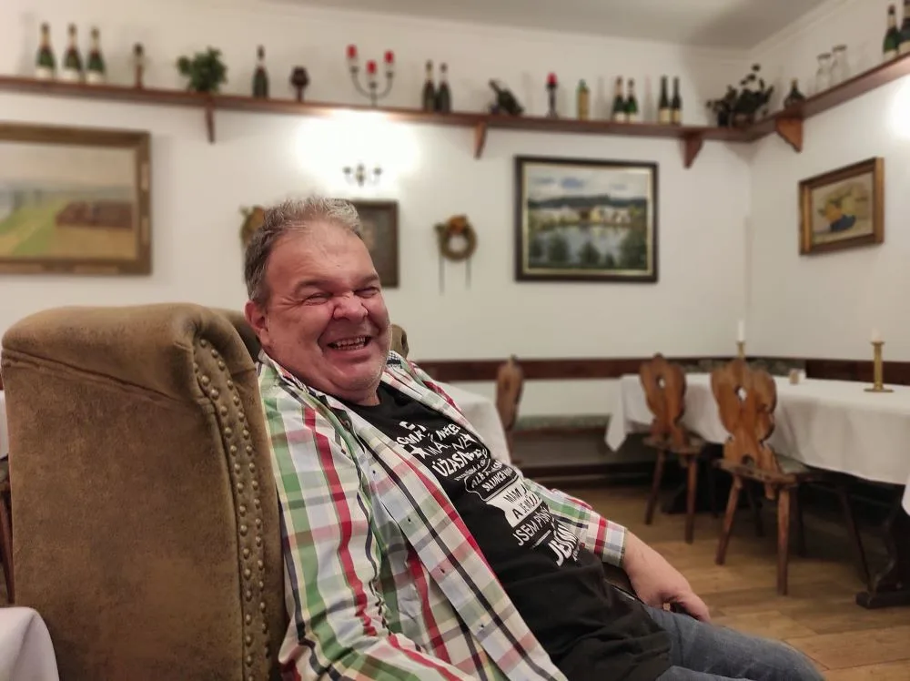 Po zániku slavné restaurace v Hodoníně zemřel její šéfkuchař, který ohromil Pohlreicha.