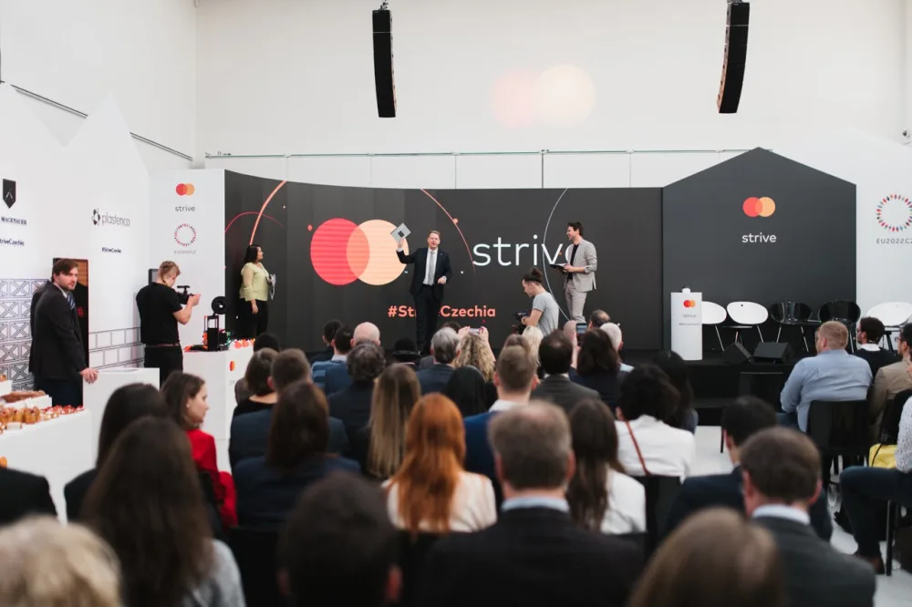 Mastercard pomůže čtvrt milionu malých podnikatelů. Spouští unikátní program.