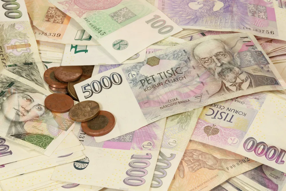 size4-15976411523416-239-pruzkum-cesi-se-zacinaji-obavat-o-sve-finance-tretine-klesl-prijem
