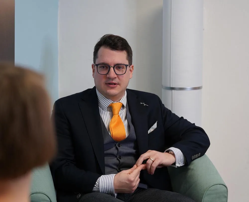 Nové návykové látky potřebují především regulovat. Zákaz by přinesl negativní důsledky, říká adiktolog Tomáš Jandáč.