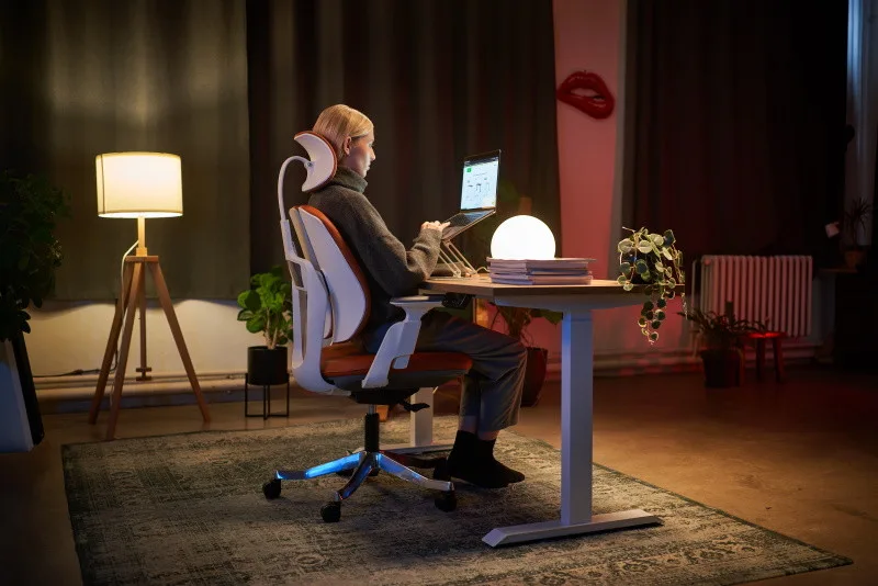 Správné sezení a ergonomické židle: Klíč k pohodlí a efektivitě