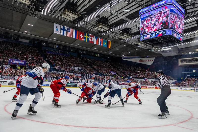 Živě: TK města Ostravy - Budoucnost OSTRAVAR ARÉNY