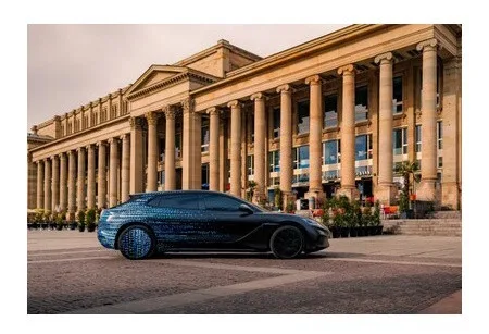 Společnosti Mercedes-Benz a BYD spojují své síly a vyvíjejí nový vůz DENZA pro globální expanzi společnosti BYD